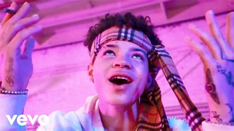 Meaning of Burberry Headband by Lil Mosey 